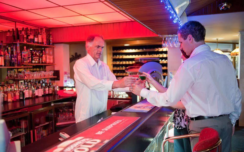 גולבורן Posthouse Motor Lodge מראה חיצוני תמונה